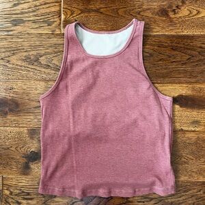 Vuori Pose Plyo Tank in Rosewood Heather, Size Medium